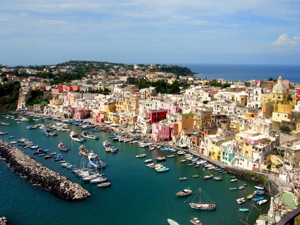 Albergo 'La Vigna' Procida Esterno foto
