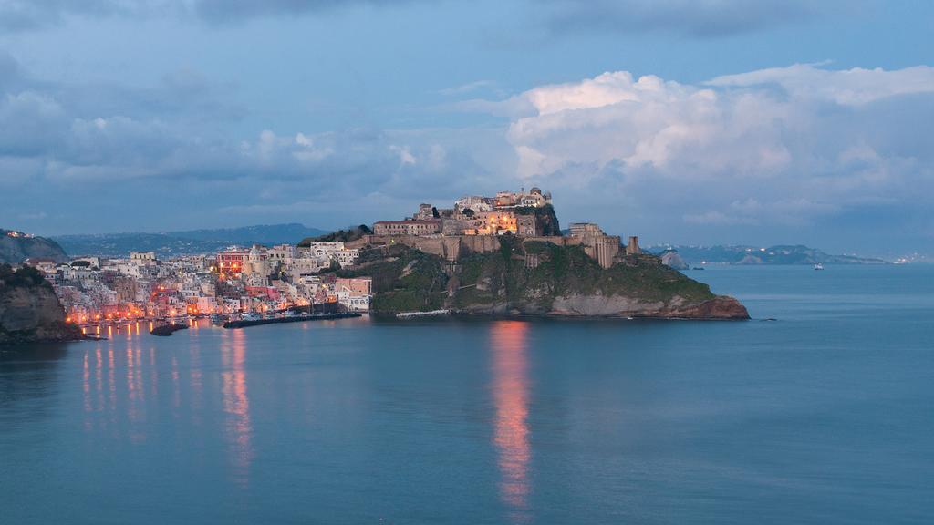 Albergo 'La Vigna' Procida Esterno foto
